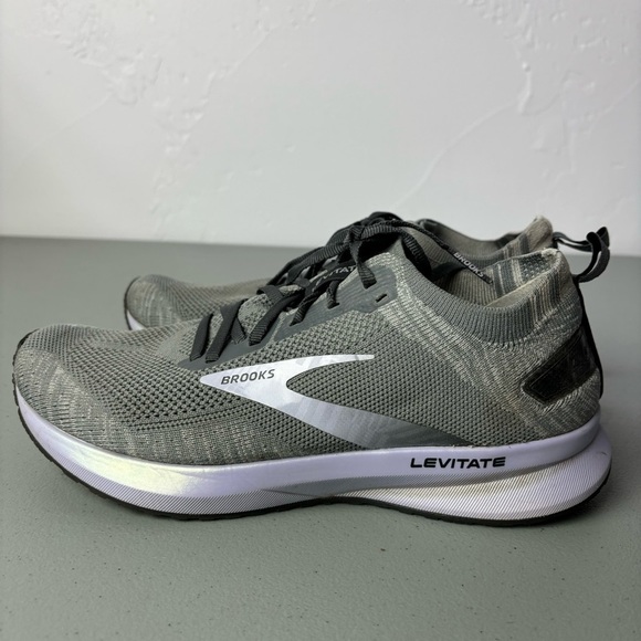 Brooks Levitate 4 Women's Running Athletic Sneakers Shoes Size 9 Gray Purple - Picture 8 of 12